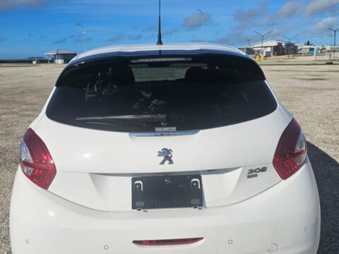 Peugeot white4