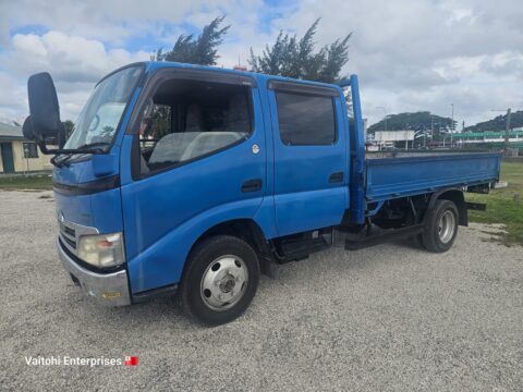 Toyota dyna 4wd 6