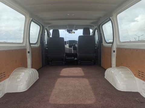Toyota shuttle hiace 2019 4