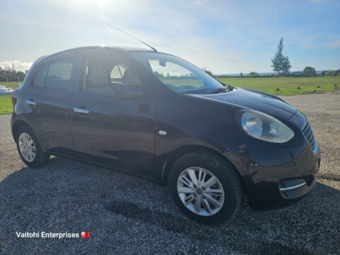 Nissan march1