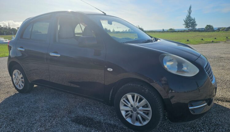 Nissan march1