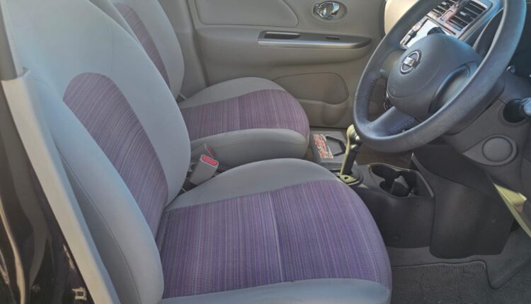 Nissan march2